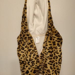 Carter's 2T Hooded Faux Leopard Fur Vest Jacket
